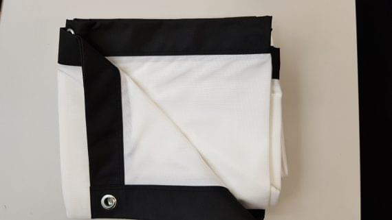 schlagfeste Golf Leinwand gefaltet mit schwarzem Cache