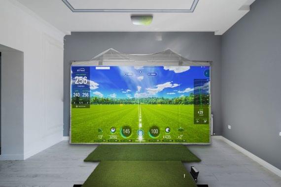 ProScreen 180 komplett geöfffnete Sidewings in Garage mit Projektion